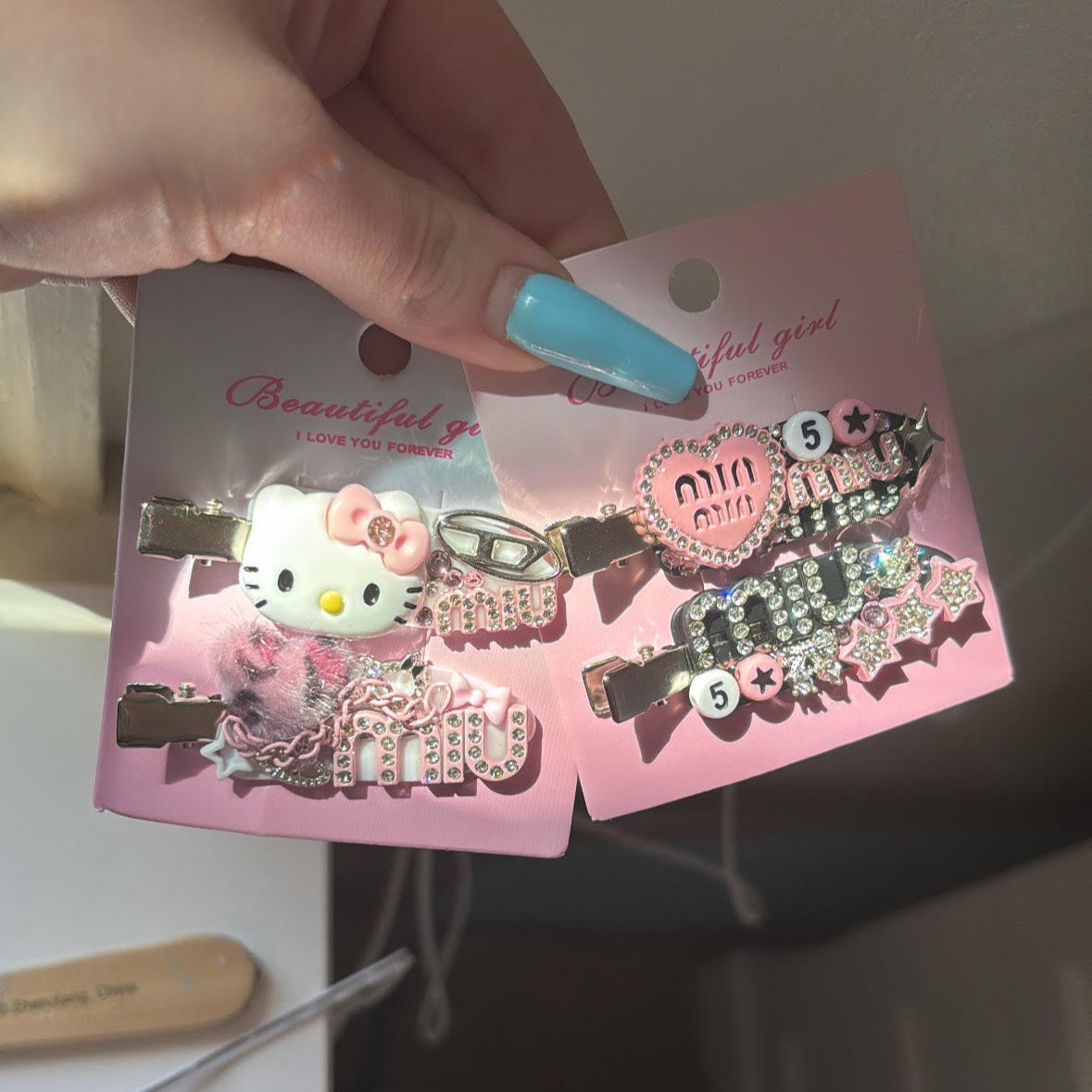 Junk hair clips